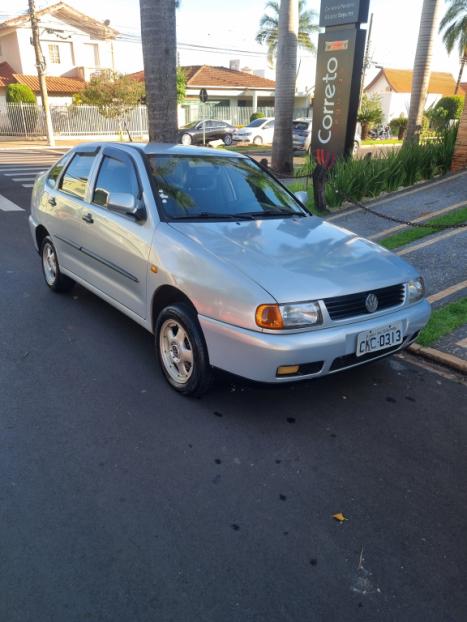 VOLKSWAGEN Polo Sedan 1.8 MI 4P CLASSIC, Foto 1