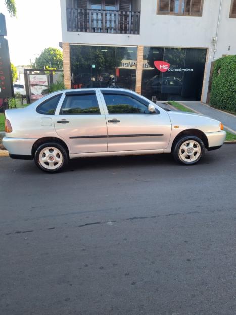 VOLKSWAGEN Polo Sedan 1.8 MI 4P CLASSIC, Foto 3