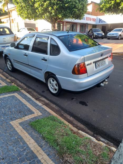 VOLKSWAGEN Polo Sedan 1.8 MI 4P CLASSIC, Foto 6