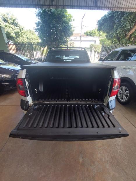 VOLKSWAGEN Saveiro 1.6 G5 TROOPER CABINE ESTENDIDA FLEX, Foto 6 VOLKSWAGEN Saveiro 1.6 G5 TROOPER CABINE ESTENDIDA FLEX, Foto 6