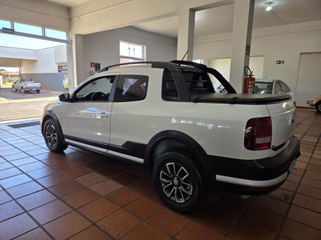 VOLKSWAGEN Saveiro 1.6 G7 CABINE DUPLA CROSS FLEX, Foto 4
