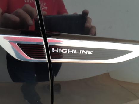 VOLKSWAGEN T-Cross 1.4 4P 250 TSI FLEX HIGHLINE AUTOMTICO, Foto 5