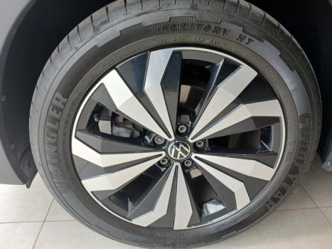 VOLKSWAGEN T-Cross 1.4 4P 250 TSI FLEX HIGHLINE AUTOM�TICO, Foto 9