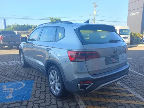 VOLKSWAGEN Taos 1.4 16V 4P FLEX 250 TSI COMFORTLINE AUTOM�TICO, Foto 5
