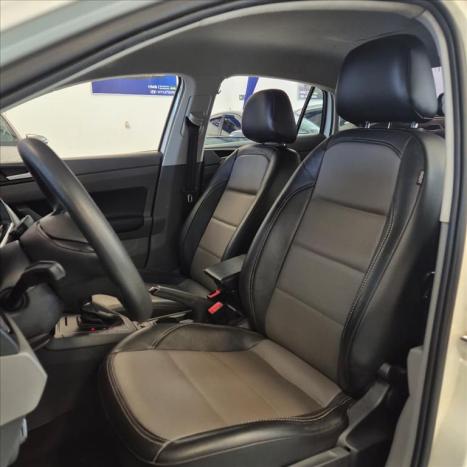 VOLKSWAGEN Virtus 1.0 4P 200 TSI FLEX COMFORTLINE AUTOM�TICO, Foto 12
