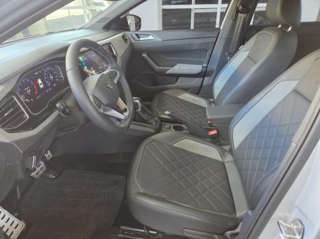 VOLKSWAGEN Virtus 1.4 4P 250 TSI EXCLUSIVE AUTOM�TICO, Foto 15