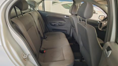 VOLKSWAGEN Voyage 1.6 4P FLEX, Foto 12