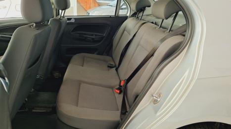 VOLKSWAGEN Voyage 1.6 4P FLEX, Foto 13