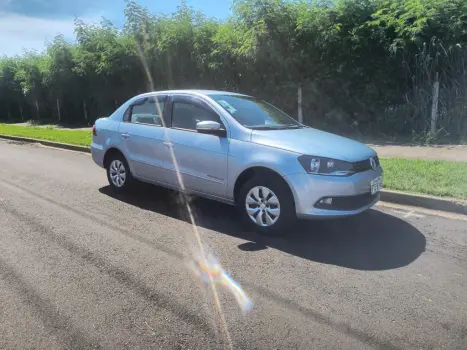 VOLKSWAGEN Voyage 1.6 CL, Foto 2