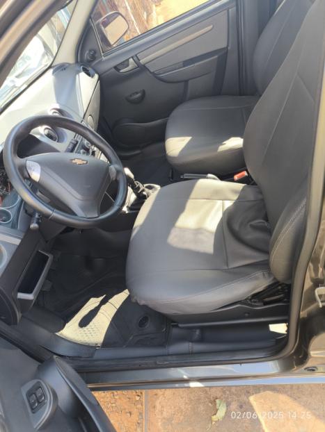 CHEVROLET Celta 1.0 4P LT FLEX, Foto 4