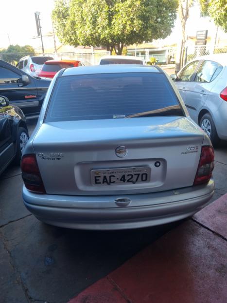 CHEVROLET Corsa Sedan 1.0 4P CLASSIC VHCE FLEX, Foto 4