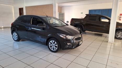 CHEVROLET Onix Hatch 1.4 4P FLEX LT, Foto 2