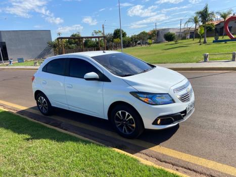 CHEVROLET Onix Hatch 1.4 4P FLEX LTZ, Foto 3