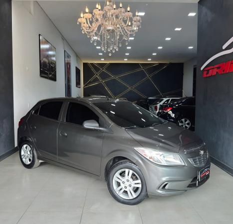 CHEVROLET Onix Hatch 1.0 4P FLEX LT, Foto 1