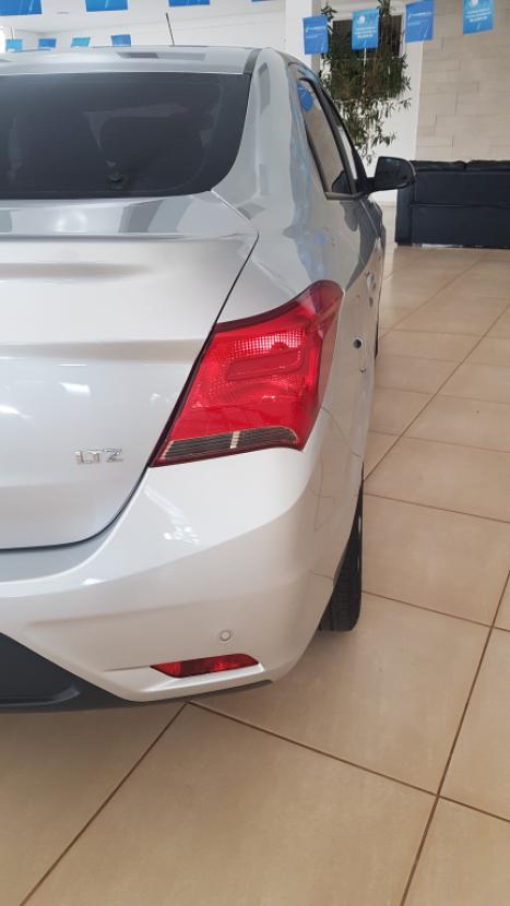 CHEVROLET Prisma 1.4 4P LTZ FLEX, Foto 9