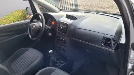 FIAT Idea 1.8 16V 4P ADVENTURE FLEX, Foto 9