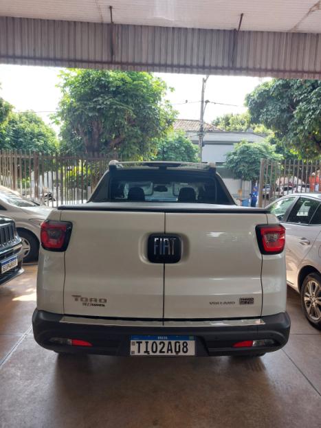 FIAT Toro 1.3 16V 4P FLEX 270 TURBO VOLCANO AUTOMTICO, Foto 2