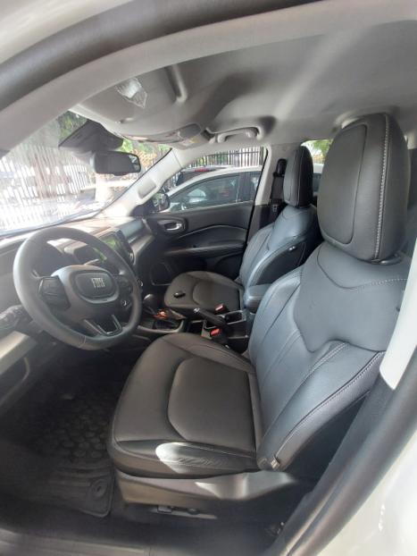 FIAT Toro 1.3 16V 4P FLEX 270 TURBO VOLCANO AUTOMTICO, Foto 4