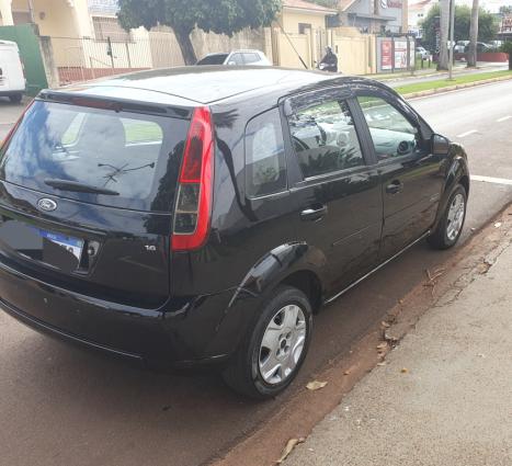 FORD Fiesta Hatch 1.6, Foto 2