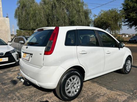 FORD Fiesta Hatch 1.6 4P, Foto 5