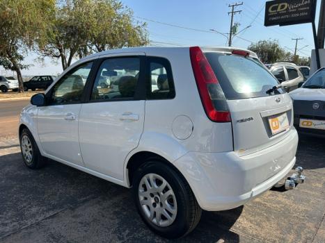 FORD Fiesta Hatch 1.6 4P, Foto 6
