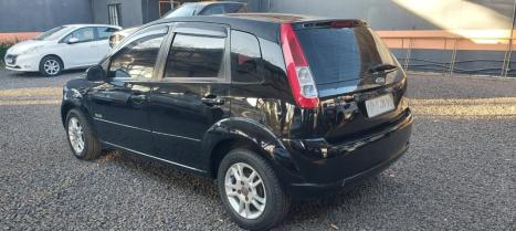 FORD Fiesta Hatch 1.6 4P ROCAM FLEX, Foto 2