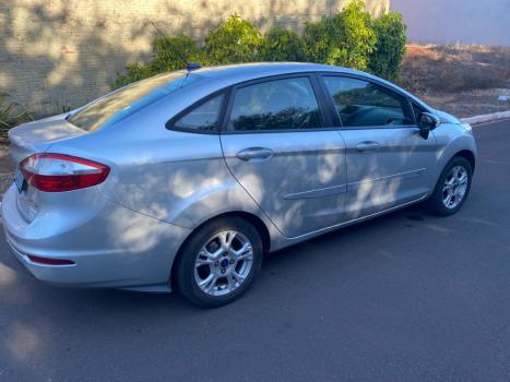 FORD Fiesta Sedan 1.6 4P FLEX SE PLUS POWERSHIFT AUTOMTICO, Foto 3