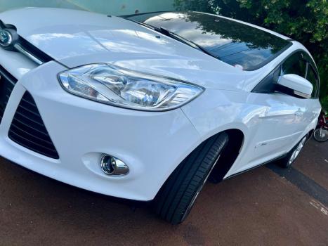 FORD Focus Hatch 1.6 16V 4P SE FLEX, Foto 2