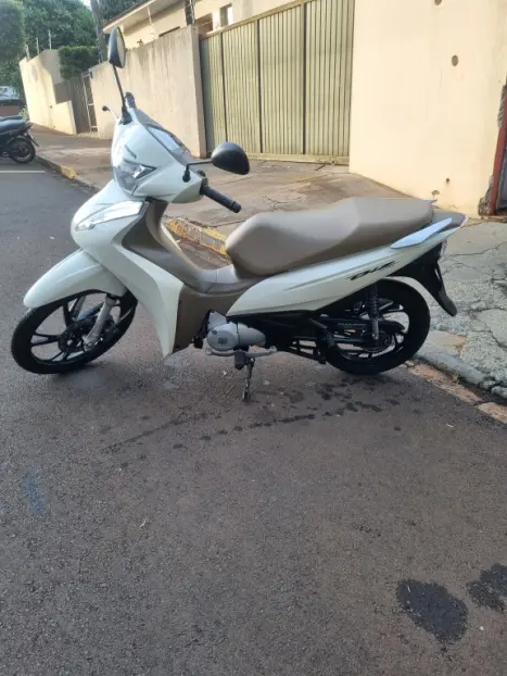 HONDA Biz 125 ES FLEX, Foto 3