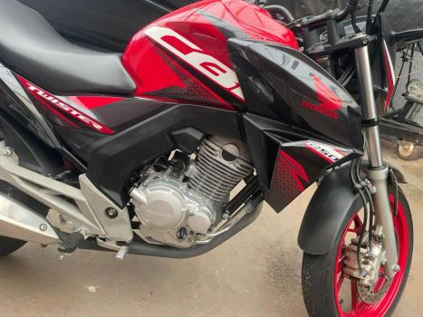 HONDA CB 250 F Twister FLEXONE, Foto 1
