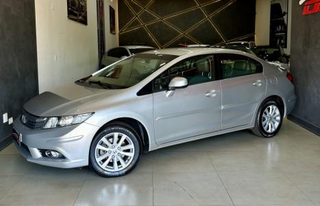 HONDA Civic 1.8 16V 4P FLEX LXS AUTOMTICO, Foto 4