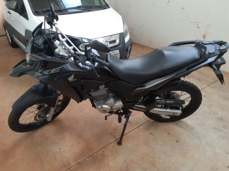 HONDA XRE 300 ABS, Foto 1