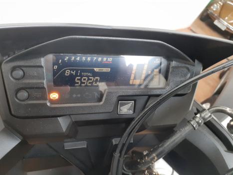 HONDA XRE 300 ABS, Foto 2