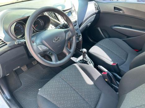 HYUNDAI HB 20 Hatch 1.0 12V 4P FLEX UNIQUE, Foto 4