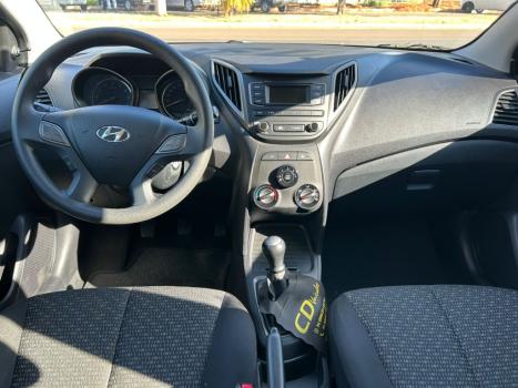 HYUNDAI HB 20 Hatch 1.0 12V 4P FLEX UNIQUE, Foto 3