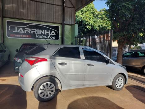HYUNDAI HB 20 Hatch 1.0 12V 4P FLEX UNIQUE, Foto 2