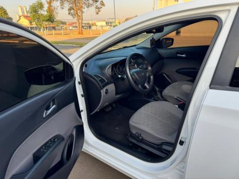 HYUNDAI HB 20 Sedan 1.6 16V 4P FLEX COMFORT PLUS AUTOMTICO, Foto 2