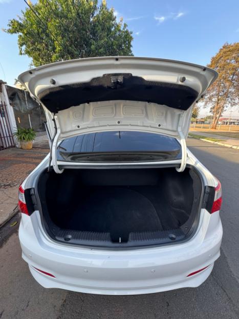 HYUNDAI HB 20 Sedan 1.6 16V 4P FLEX COMFORT PLUS AUTOMTICO, Foto 9