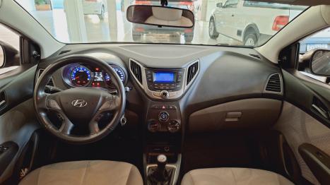 HYUNDAI HB 20 Sedan 1.0 12V 4P FLEX COMFORT COPA DO MUNDO, Foto 8