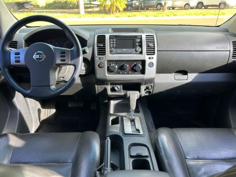 NISSAN Frontier 2.5 LE ATTACK 4X4 TURBO DIESEL CABINE DUPLA AUTOMTICO, Foto 4