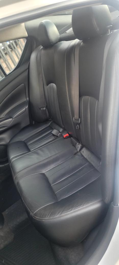 NISSAN Versa Sedan 1.6 16V 4P UNIQUE FLEX XTRONIC AUTOMTICO CVT, Foto 7