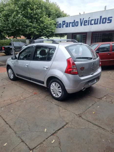 RENAULT Sandero 1.6 16V 4P FLEX SCE STEPWAY INTENSE X-TRONIC AUTOMTICO CVT, Foto 3