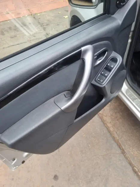 RENAULT Sandero 1.6 16V 4P FLEX SCE STEPWAY INTENSE X-TRONIC AUTOMTICO CVT, Foto 11