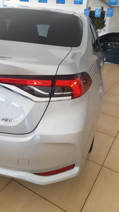 TOYOTA Corolla 2.0 16V 4P FLEX XEI DIRECT SHIFT AUTOMTICO CVT, Foto 11