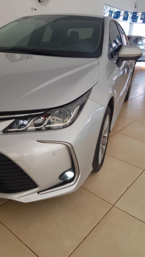 TOYOTA Corolla 2.0 16V 4P FLEX XEI DIRECT SHIFT AUTOMTICO CVT, Foto 9
