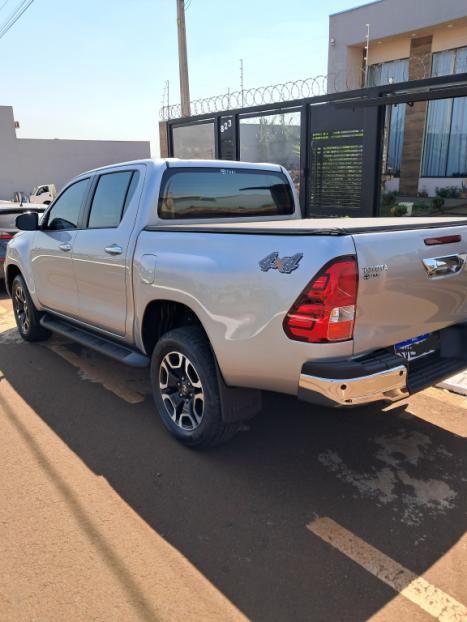 TOYOTA Hilux Caminhonete 2.8 16V SRV 4X4 DIESEL CABINE DUPLA AUTOMTICO, Foto 6