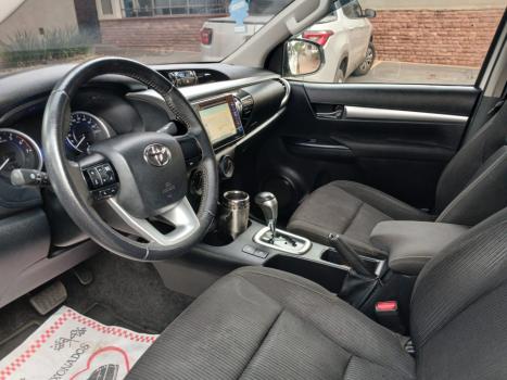 TOYOTA Hilux Caminhonete 2.7 16V 4P SR FLEX CABINE DUPLA AUTOMTICO, Foto 7