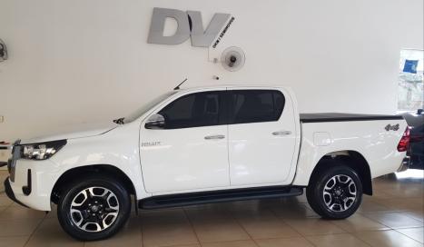 TOYOTA Hilux Caminhonete 2.8 16V SRV 4X4 DIESEL CABINE DUPLA AUTOMTICO, Foto 1