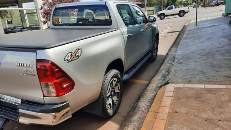 TOYOTA Hilux Caminhonete 2.8 16V SRX 50 ANOS 4X4 TURBO DIESEL CABINE DUPLA AUTOMTICO, Foto 5