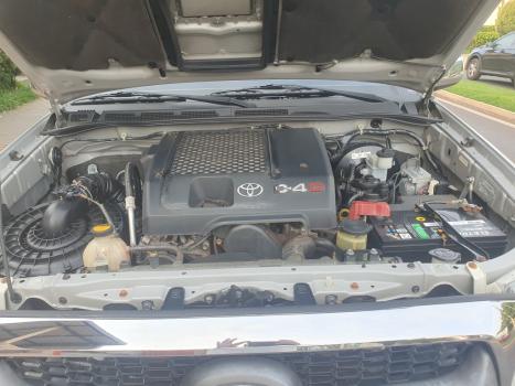 TOYOTA Hilux Caminhonete 3.0 4X4 TURBO DIESEL CABINE SIMPLES, Foto 12